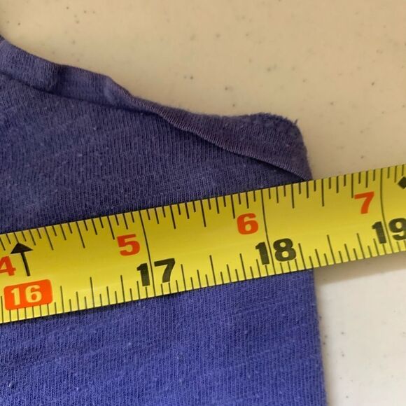 Gillian and O’Malley shirt - Picture 4 of 5